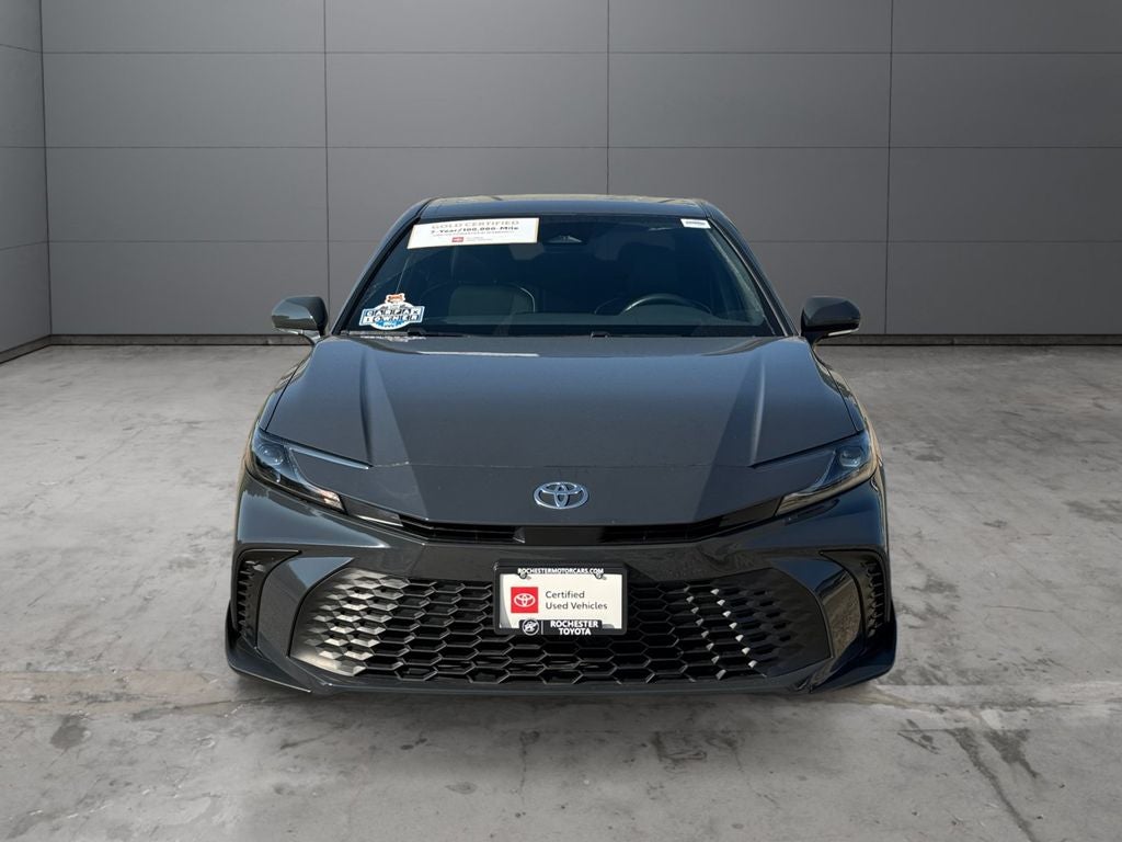 2025 Toyota Camry SE FWD