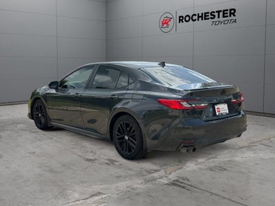 2025 Toyota Camry SE FWD