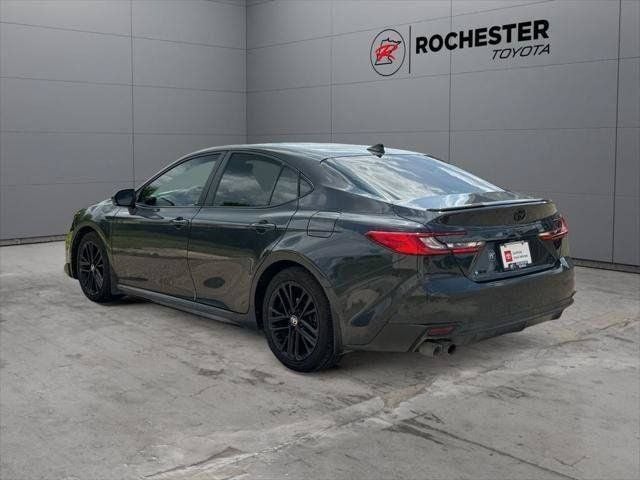 2025 Toyota Camry SE FWD