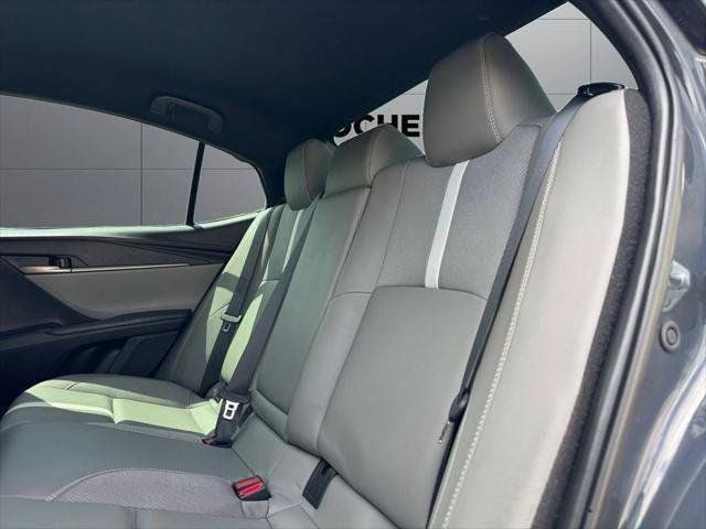 2025 Toyota Camry SE FWD