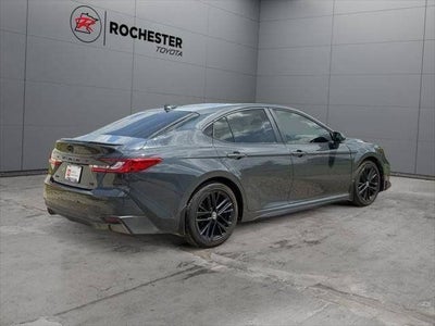 2025 Toyota Camry SE FWD