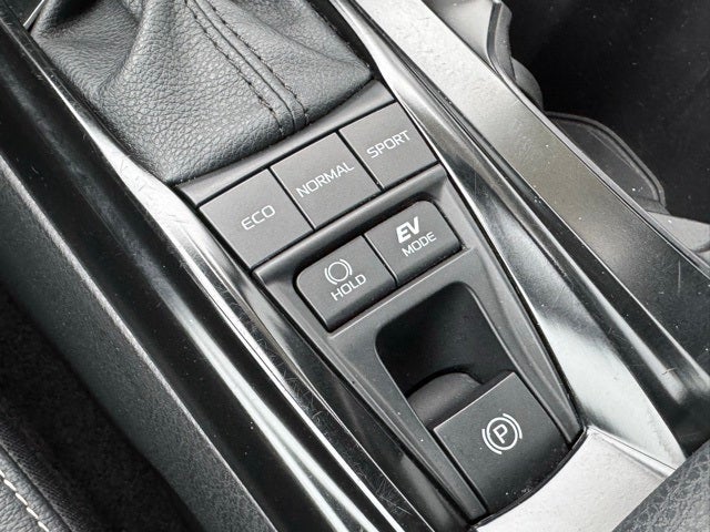 2025 Toyota Camry SE FWD