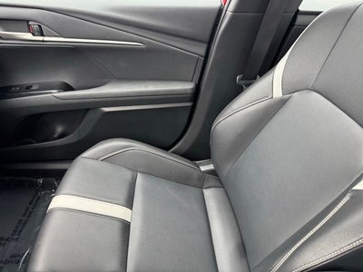 2025 Toyota Camry SE FWD