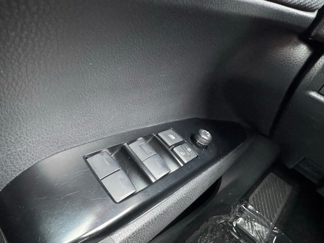 2025 Toyota Camry SE FWD