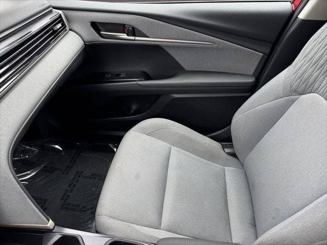 2025 Toyota Camry LE FWD