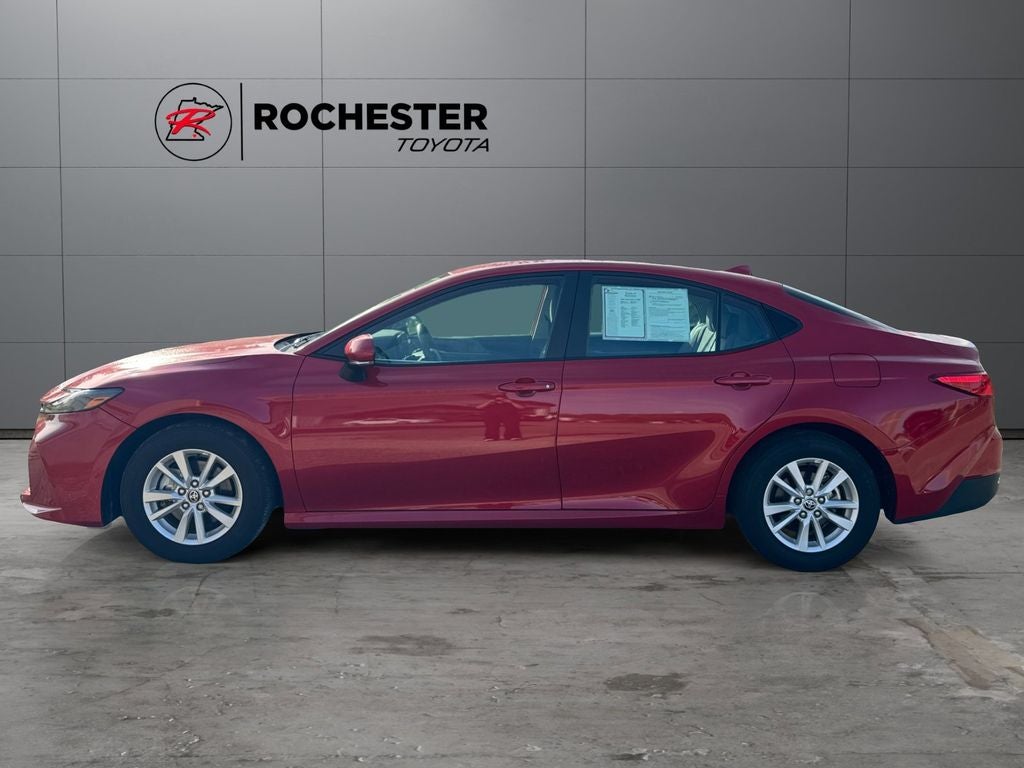 2025 Toyota Camry LE FWD