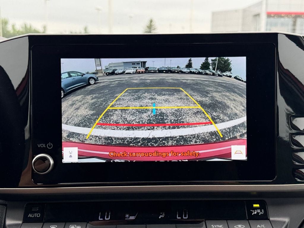 2025 Toyota Camry LE FWD