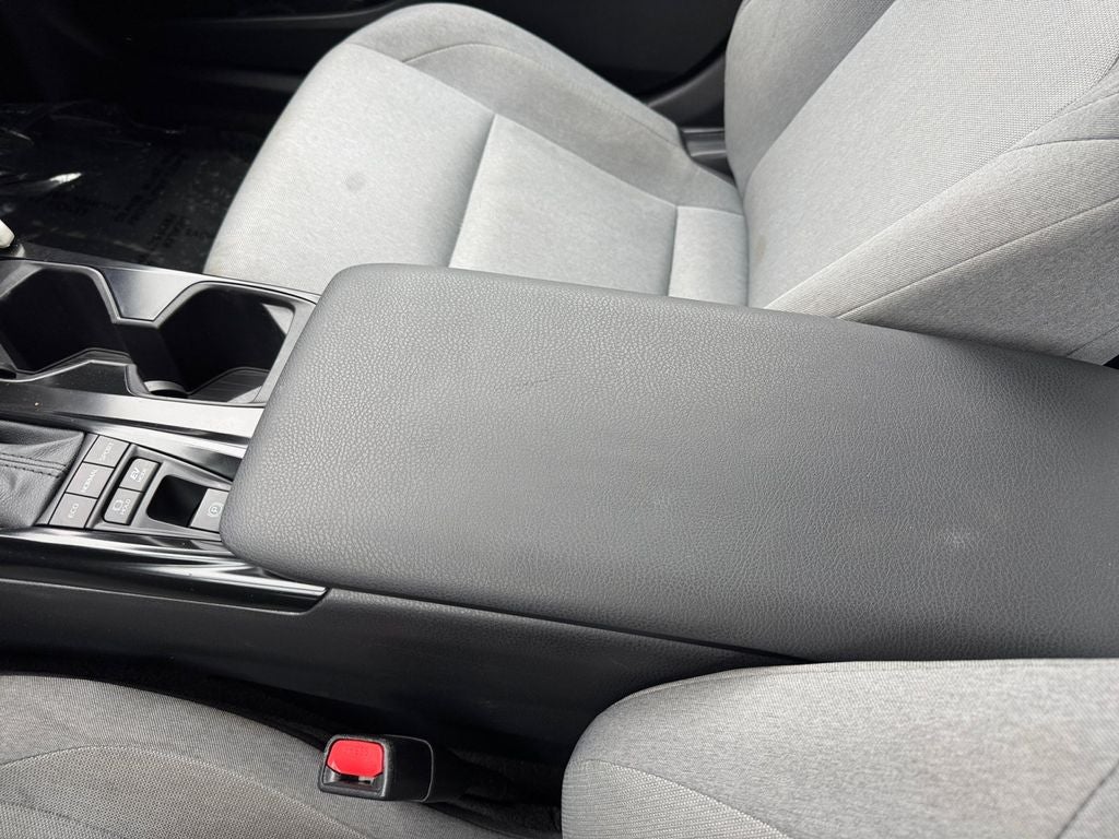 2025 Toyota Camry LE FWD