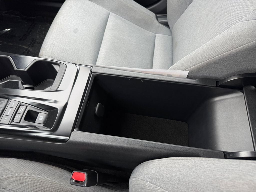 2025 Toyota Camry LE FWD