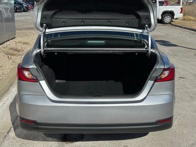 2025 Toyota Camry LE FWD