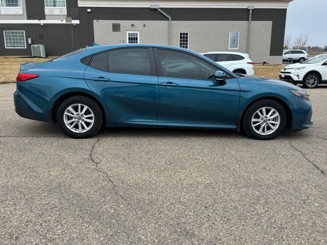 2025 Toyota Camry LE FWD