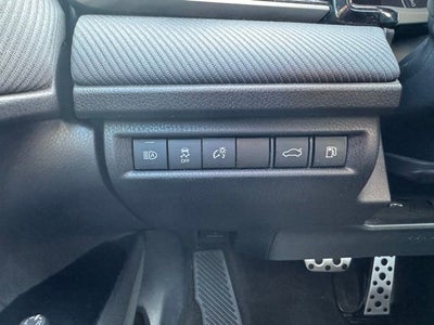 2025 Toyota Camry SE FWD