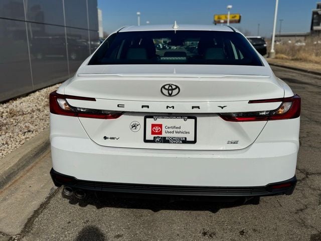 2025 Toyota Camry SE FWD