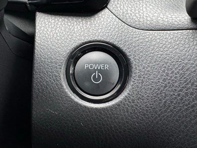 2025 Toyota Camry SE FWD