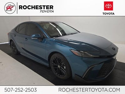 2025 Toyota Camry SE FWD