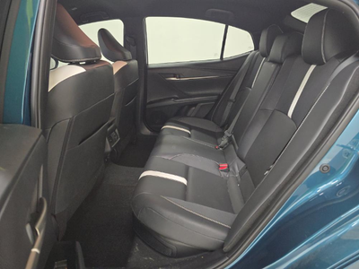 2025 Toyota Camry SE FWD
