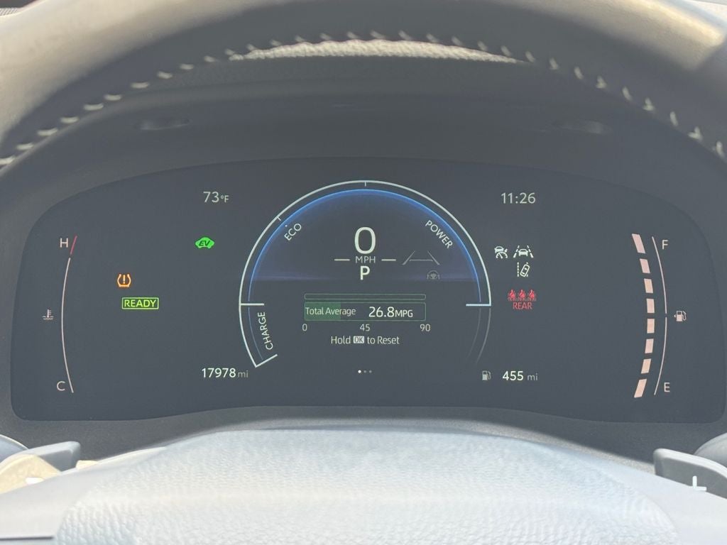 2025 Toyota Camry SE - Photo 14