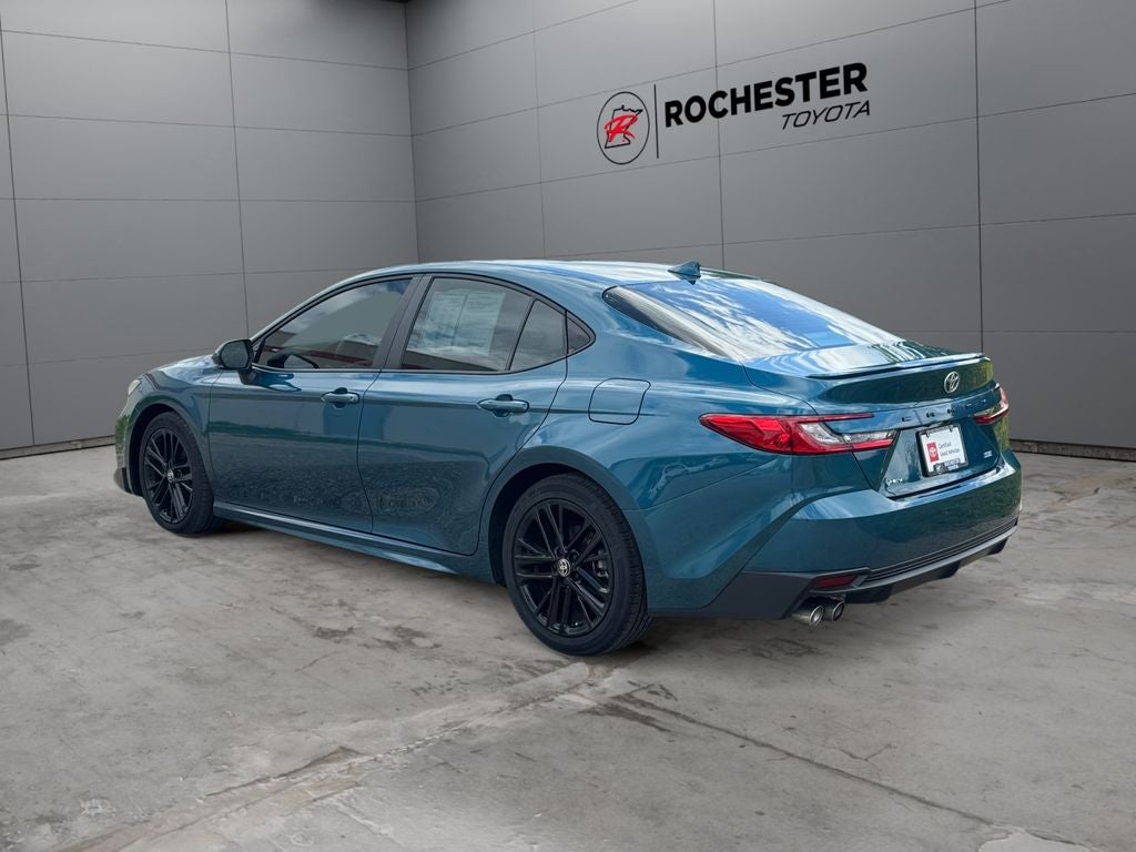 2025 Toyota Camry SE - Photo 3