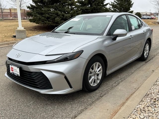2026 Toyota Camry LE FWD