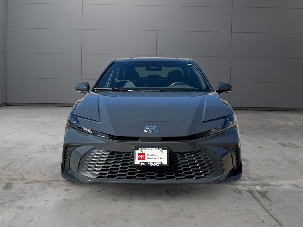 2025 Toyota Camry SE FWD