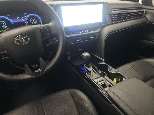 2025 Toyota Camry XSE FWD