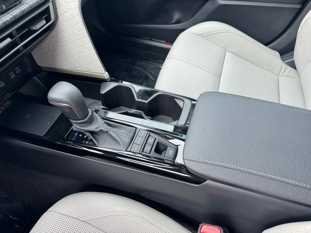 2025 Toyota Camry XLE AWD