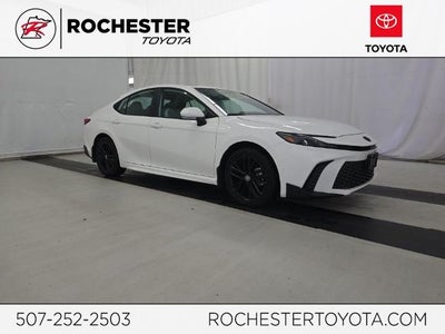 2025 Toyota Camry SE AWD