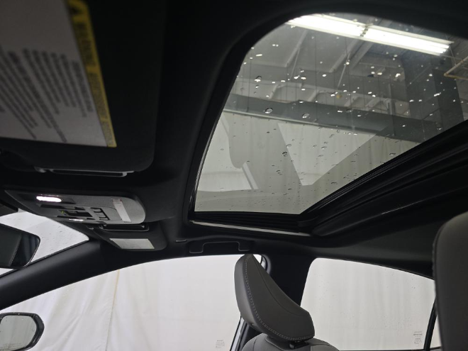 2025 Toyota Camry SE AWD