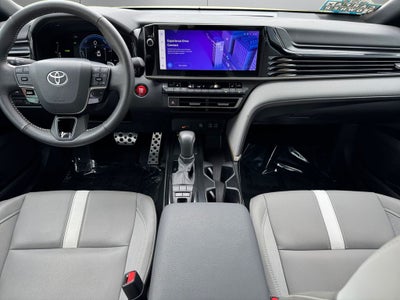 2025 Toyota Camry SE AWD