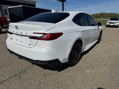 2025 Toyota Camry SE AWD