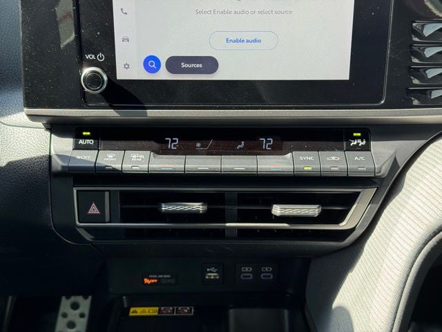 2025 Toyota Camry SE AWD