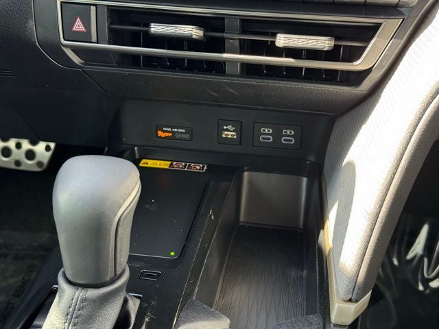 2025 Toyota Camry SE AWD