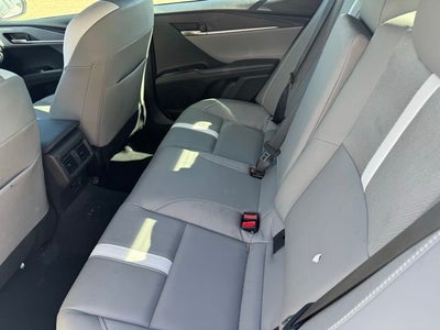 2025 Toyota Camry SE AWD