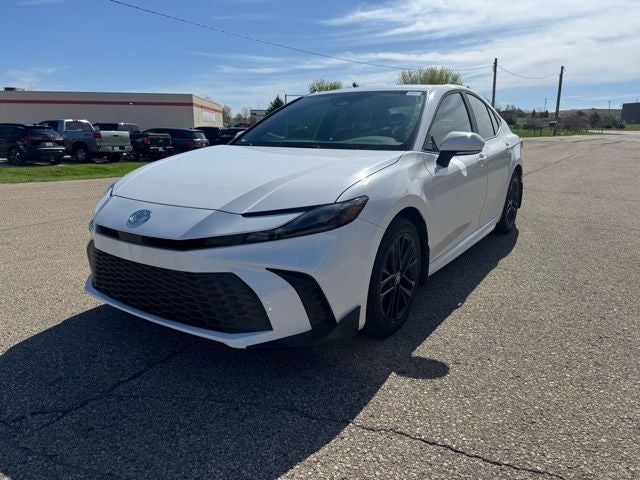 2025 Toyota Camry SE AWD