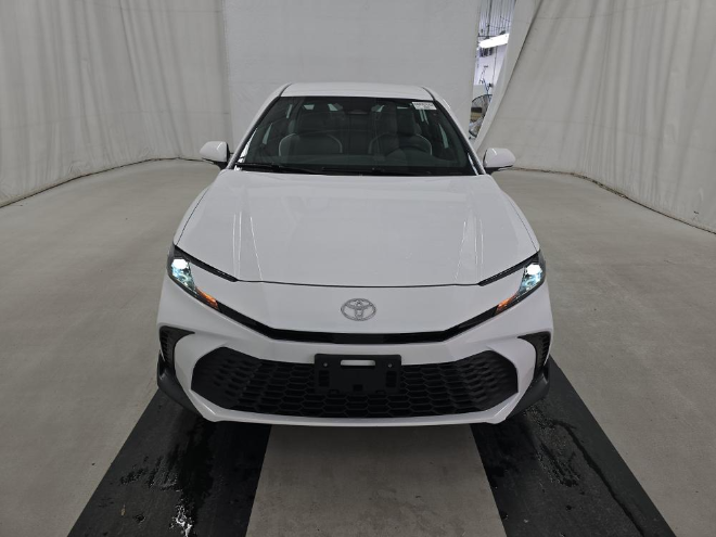 2025 Toyota Camry SE AWD