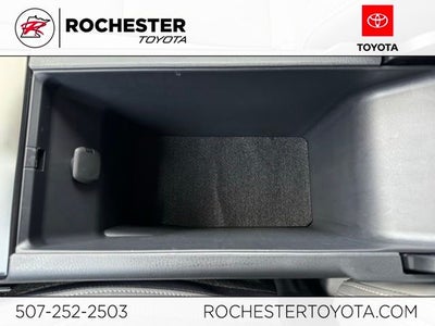 2025 Toyota Camry SE AWD