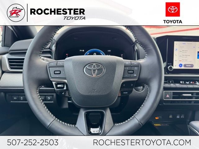 2025 Toyota Camry SE AWD