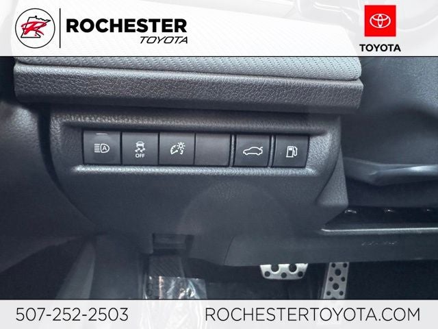 2025 Toyota Camry SE AWD