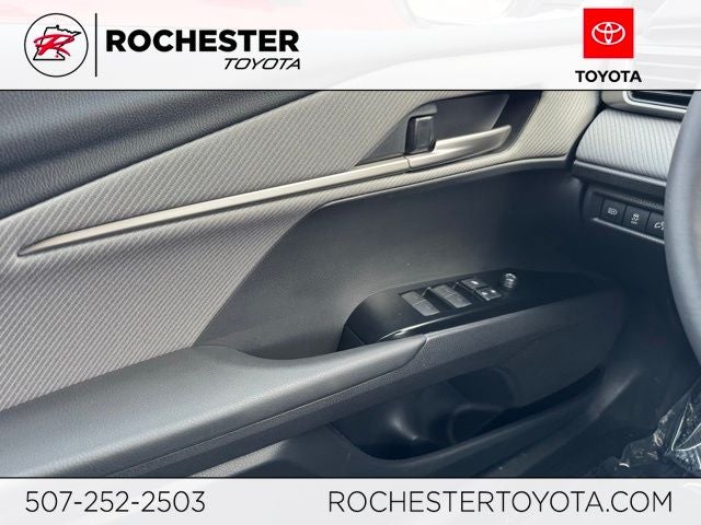 2025 Toyota Camry SE AWD