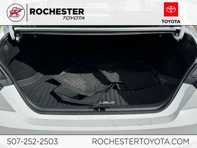 2025 Toyota Camry SE AWD