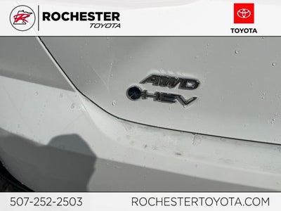 2025 Toyota Camry SE AWD