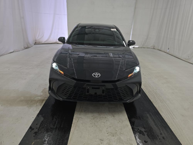 2025 Toyota Camry SE AWD