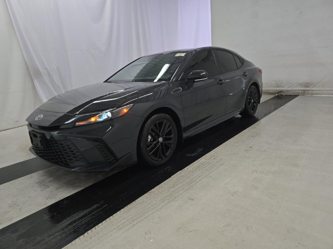 2025 Toyota Camry SE AWD