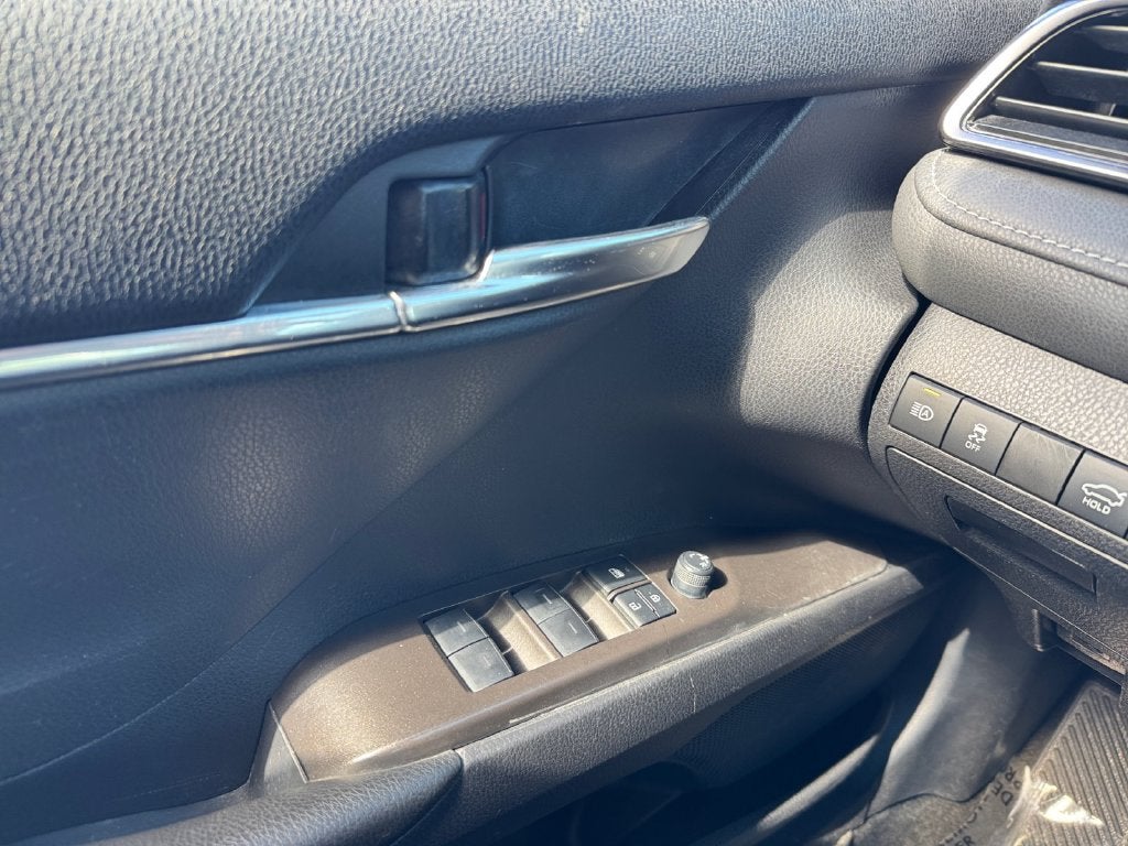 2023 Toyota Camry SE FWD