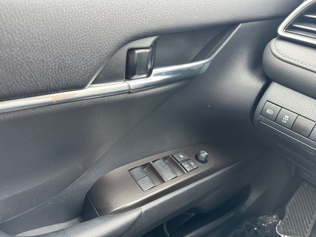 2024 Toyota Camry SE FWD