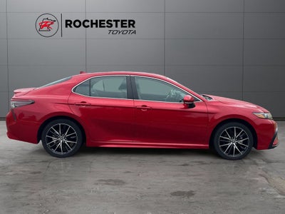 2024 Toyota Camry SE FWD