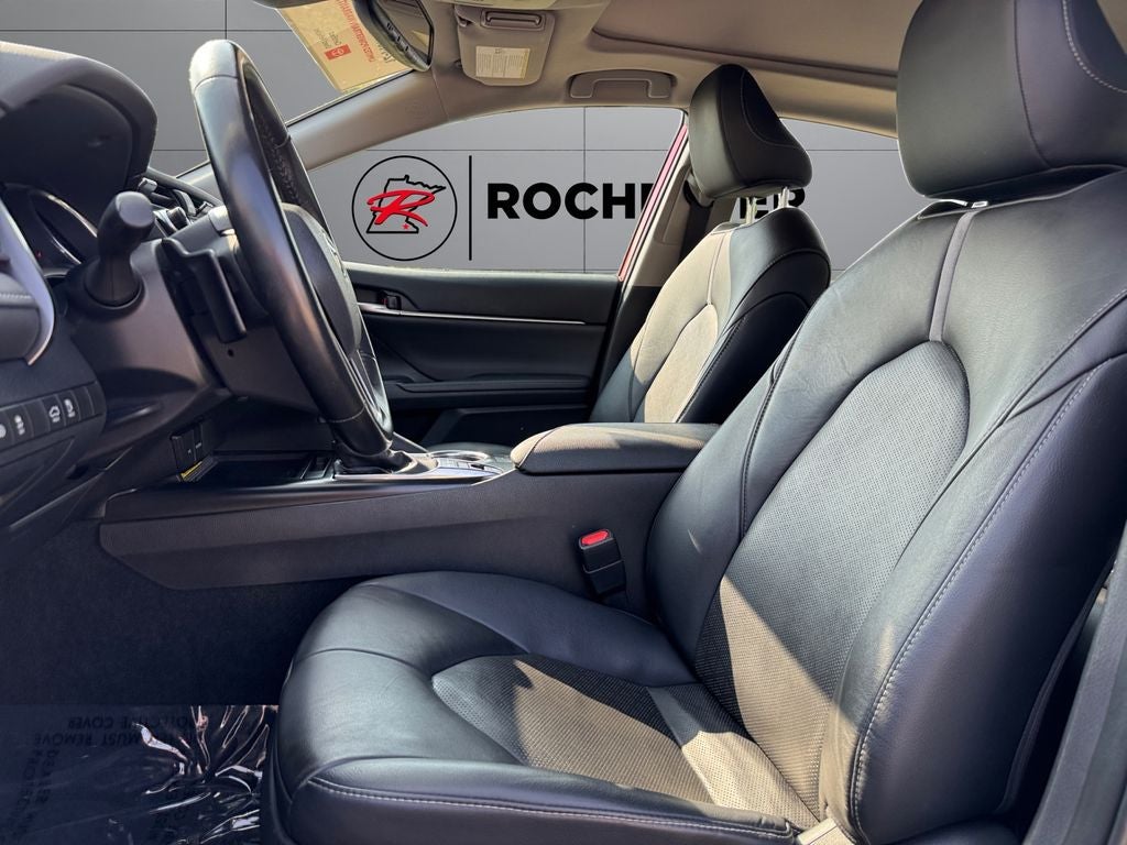 2020 Toyota Camry XSE FWD