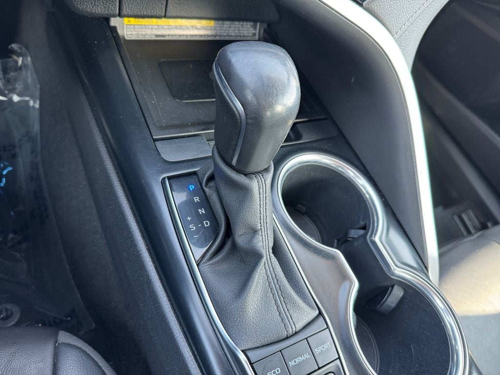 2020 Toyota Camry XSE FWD