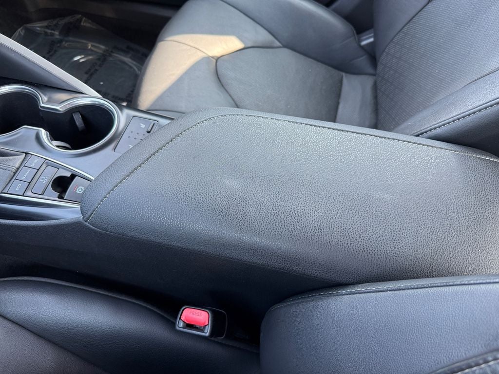 2020 Toyota Camry XSE FWD