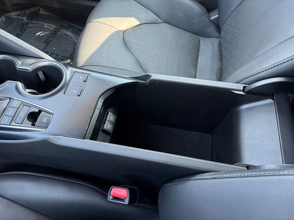 2020 Toyota Camry XSE FWD